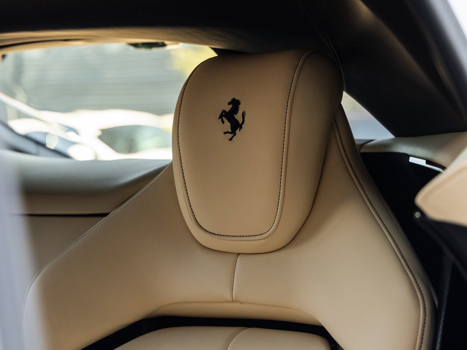 Used 2025 Ferrari Purosangue AWD/4WD image 41