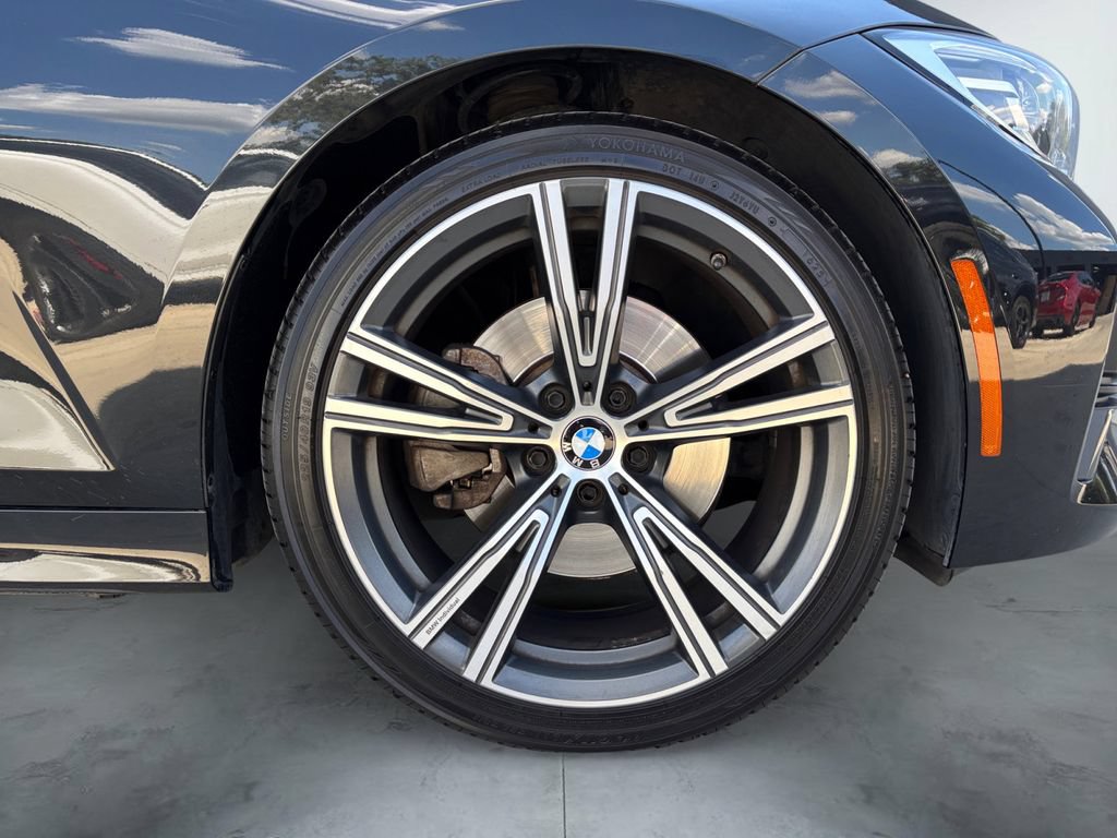 Used 2021 BMW 330i Sedan w/ Driving Assistance Package RWD image 15