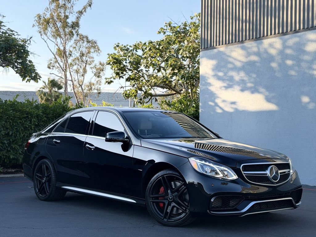 Used 2015 Mercedes-Benz E 63 AMG S-Model image 2