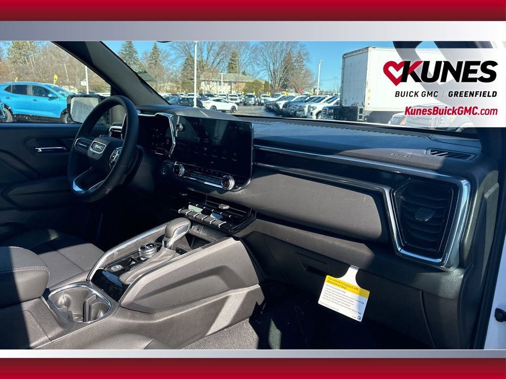 New 2025 GMC Canyon Elevation w/ Convenience Package image 45