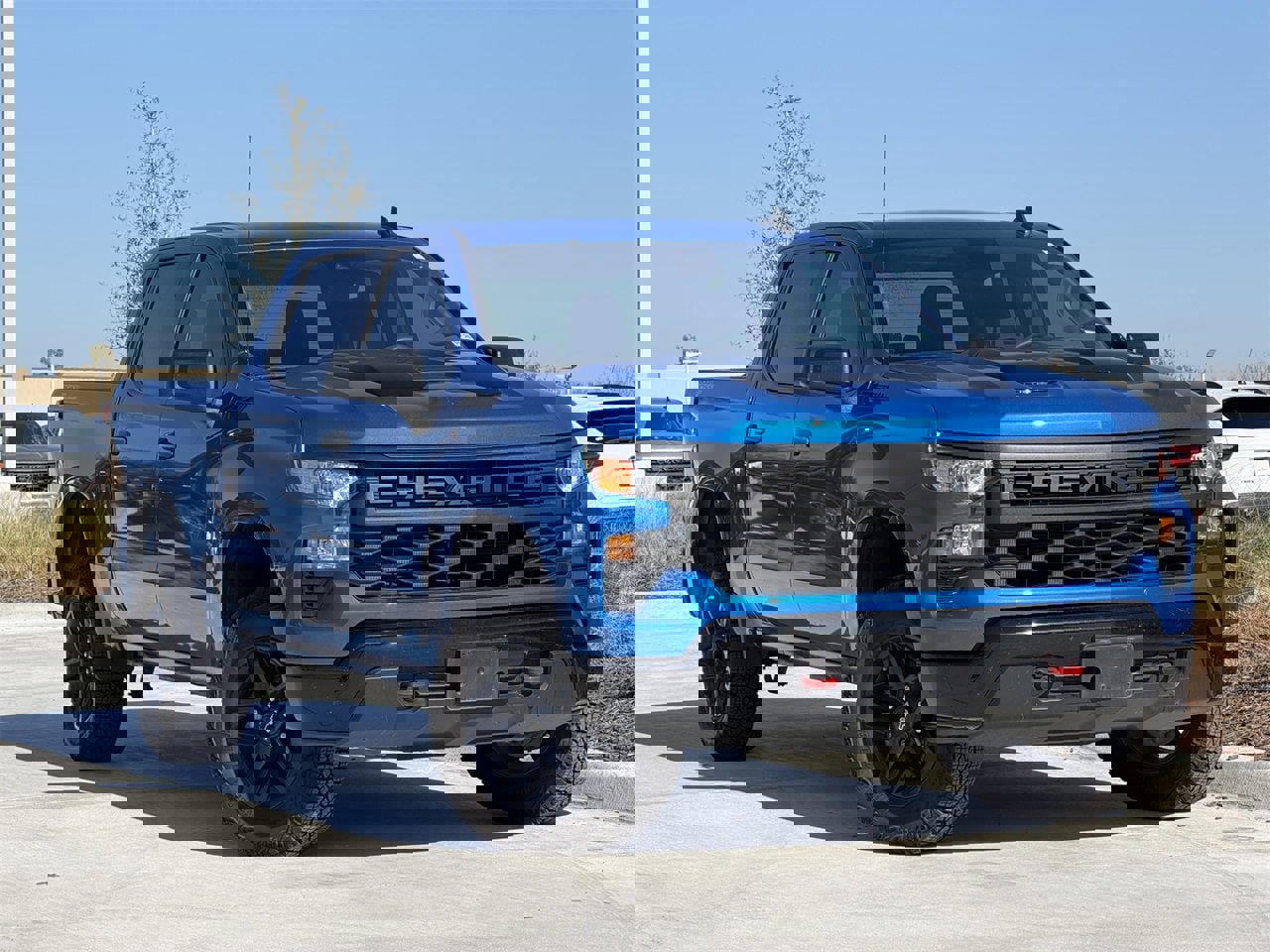 Certified 2024 Chevrolet Silverado 1500 Custom Trail Boss w/ LPO, Dark Essentials Package image 2