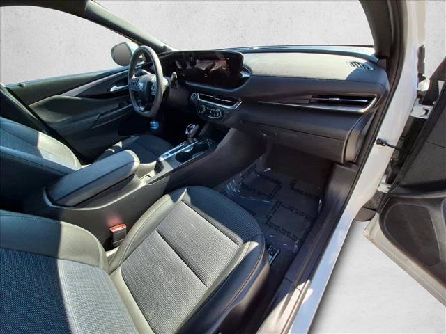 Used 2026 Buick Envista Preferred FWD image 19