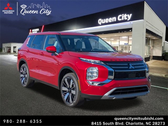 New 2025 Mitsubishi Outlander SE