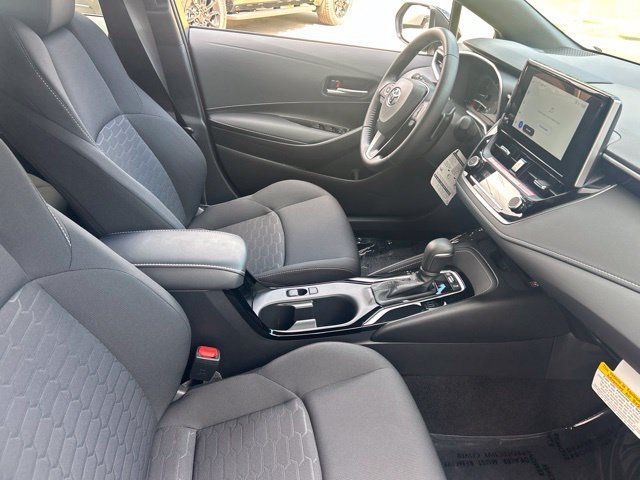 Used 2026 Toyota Corolla SE FWD image 12