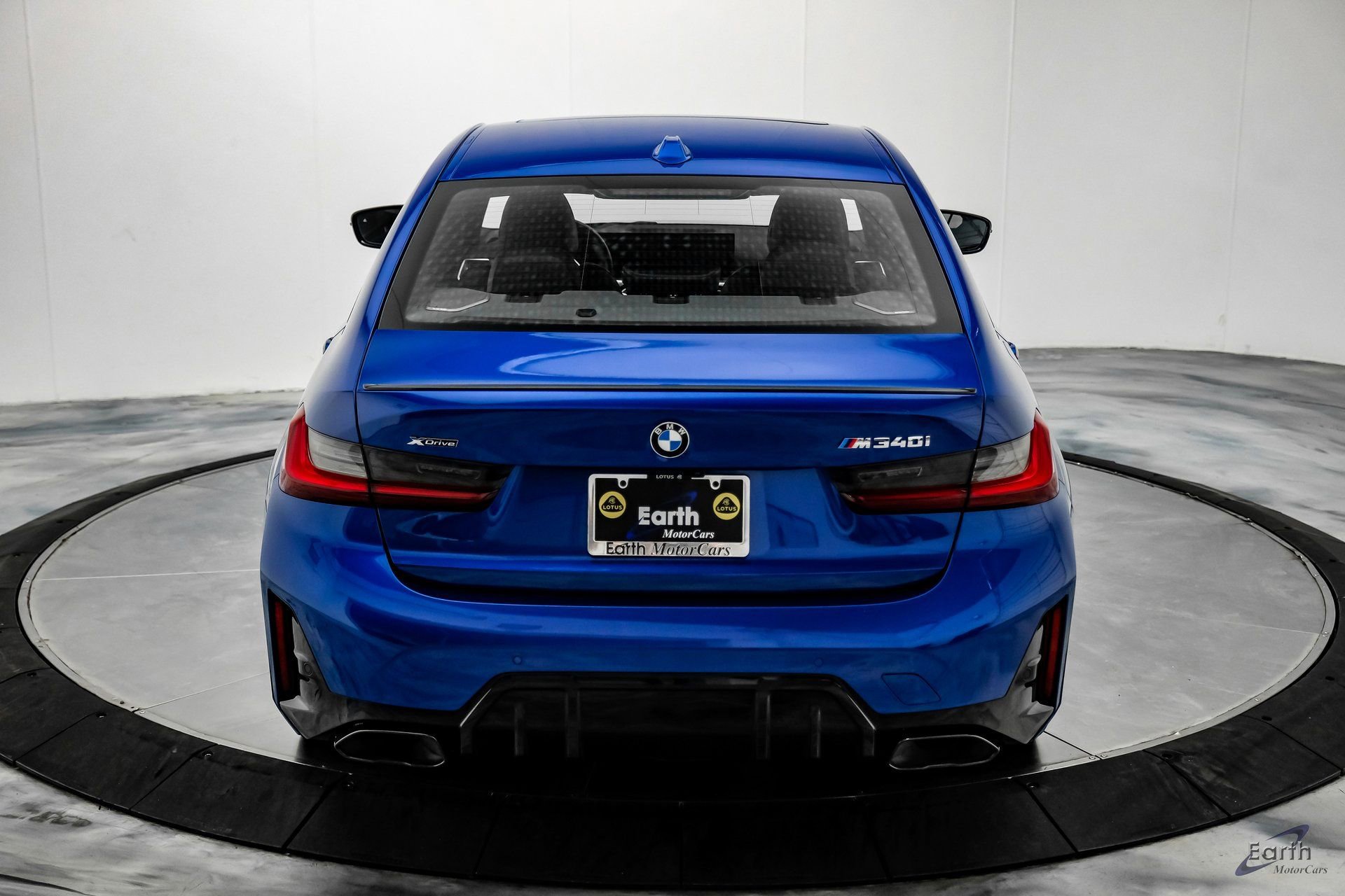 Used 2024 BMW M340i xDrive image 11