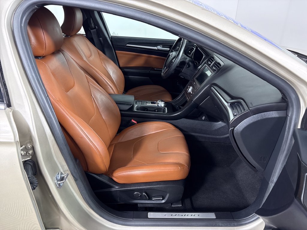 Certified 2019 Ford Fusion Titanium FWD image 6