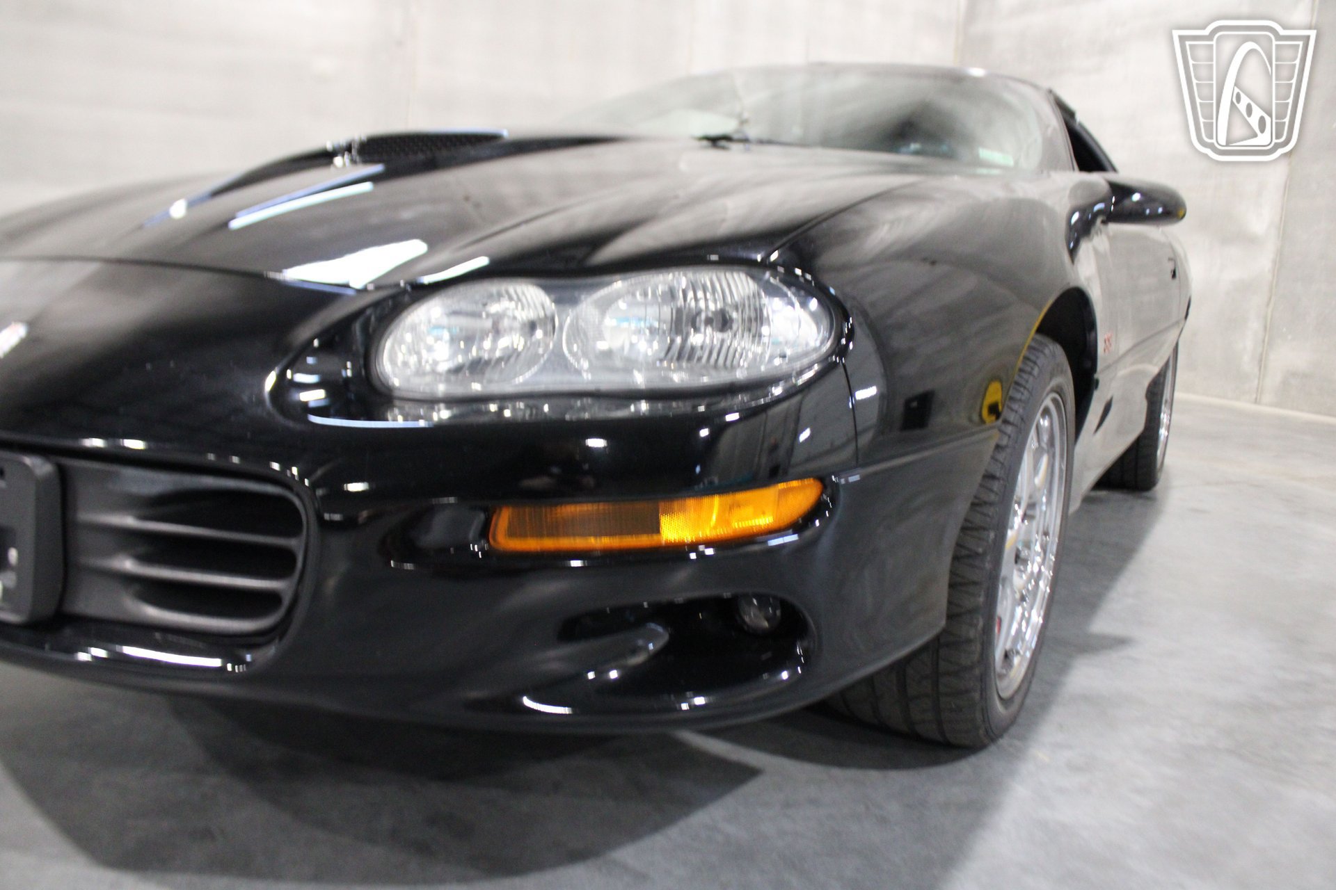 Used 2000 Chevrolet Camaro Z28 w/ SS Performance/Appearance Pkg RWD image 39