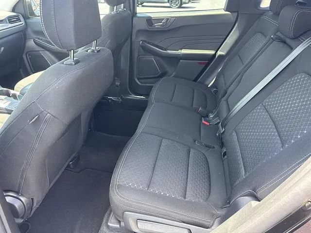 Used 2025 Ford Escape Active w/ Cold Weather Package FWD image 15