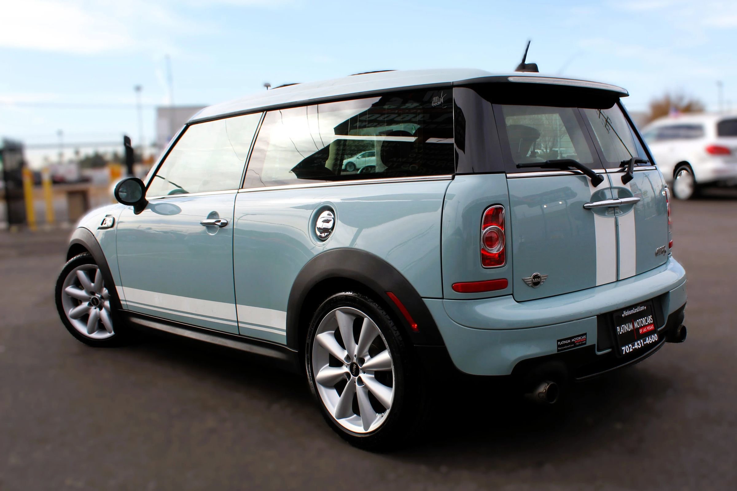 Used 2014 MINI Cooper Clubman S image 2