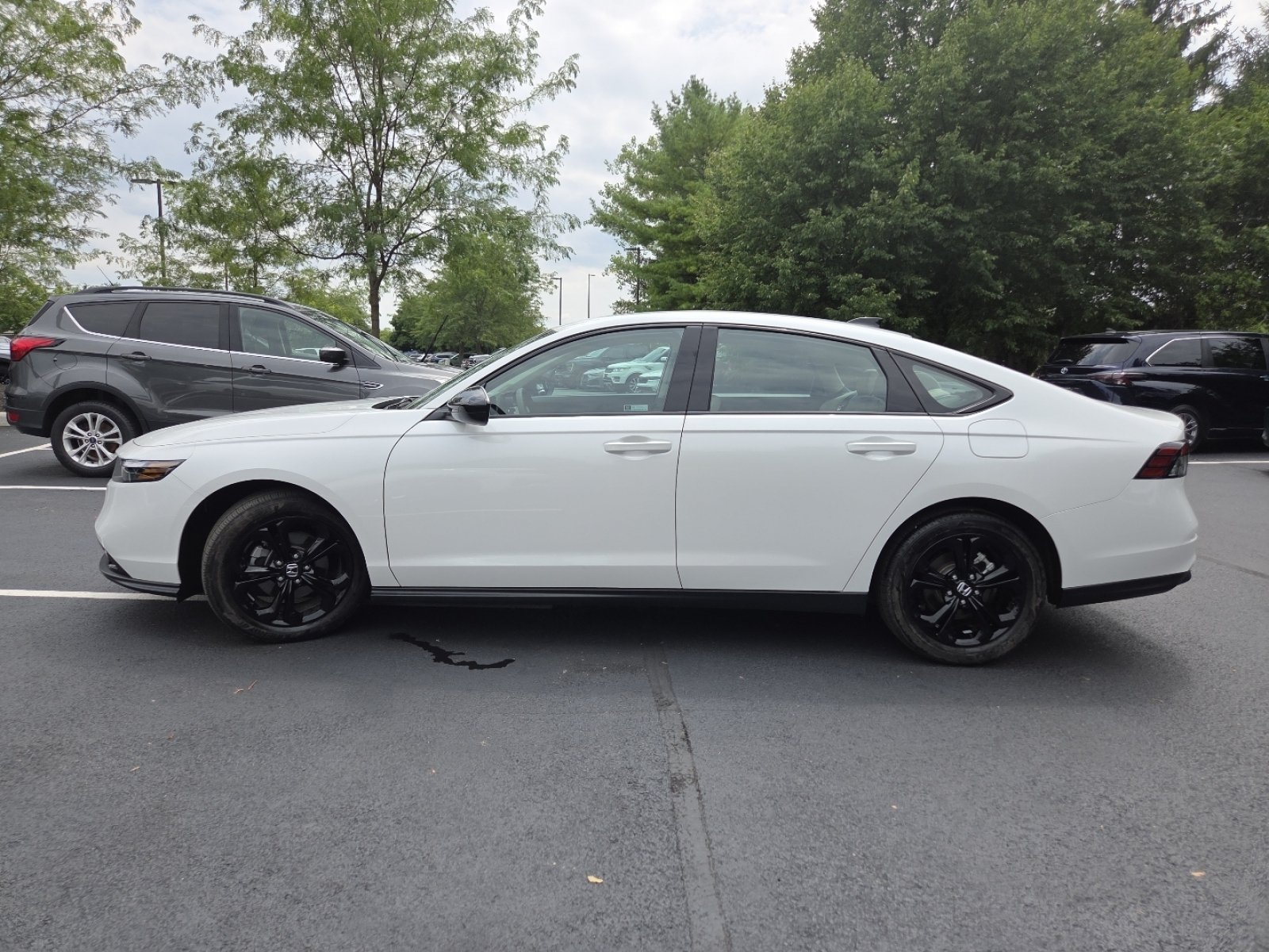 Used 2025 Honda Accord SE image 17