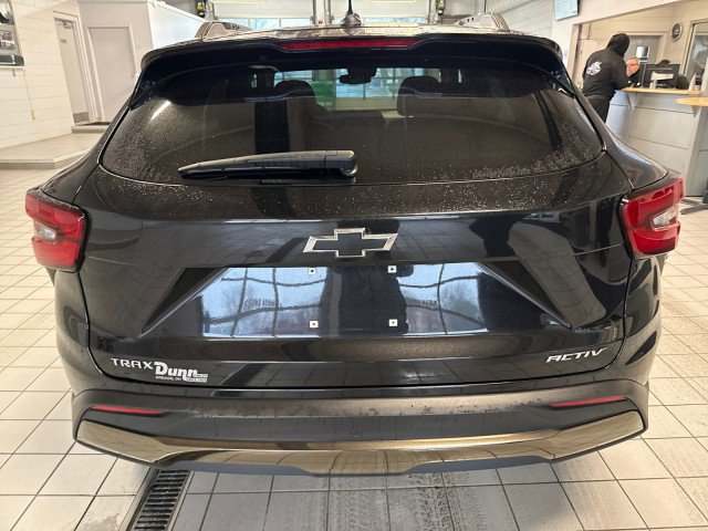 Used 2025 Chevrolet Trax ACTIV w/ Driver Confidence Package image 4