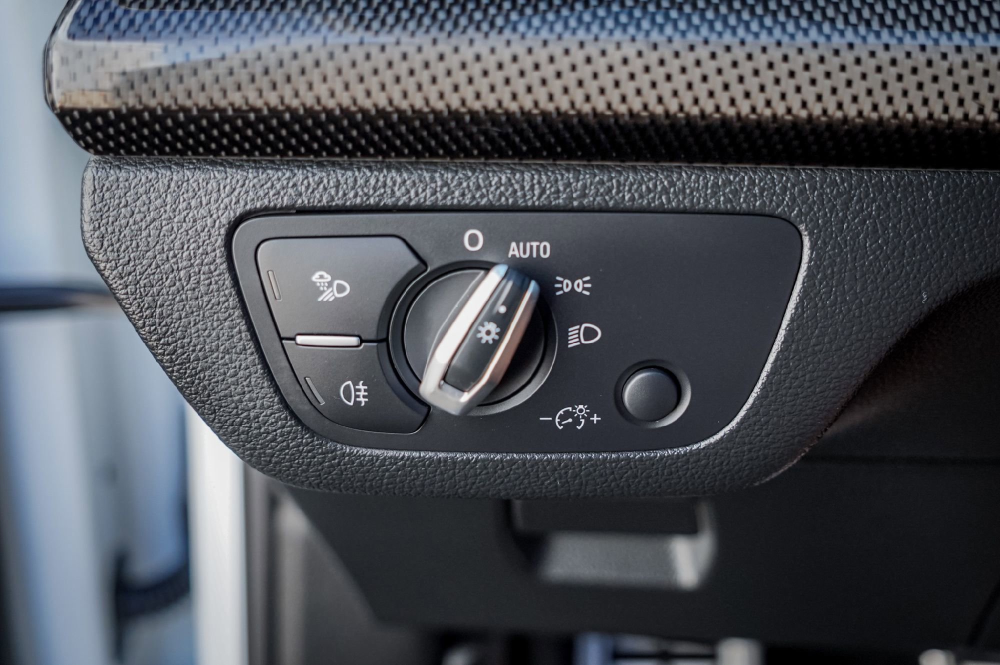 Certified 2024 Audi SQ5 Premium Plus w/ Premium Plus Package image 19