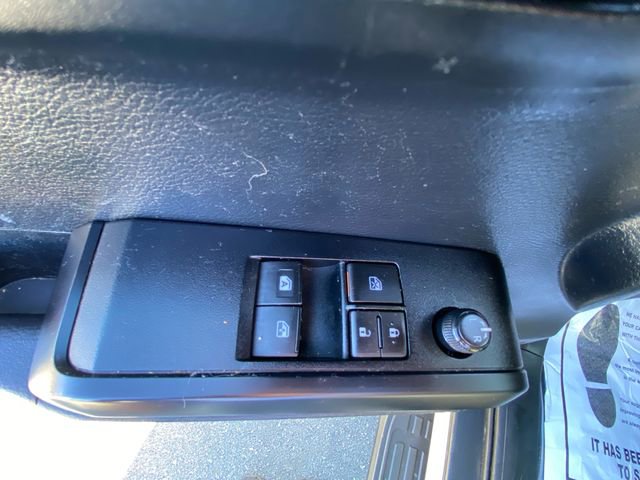 Used 2019 Toyota Tacoma SR w/ Exterior Package image 17
