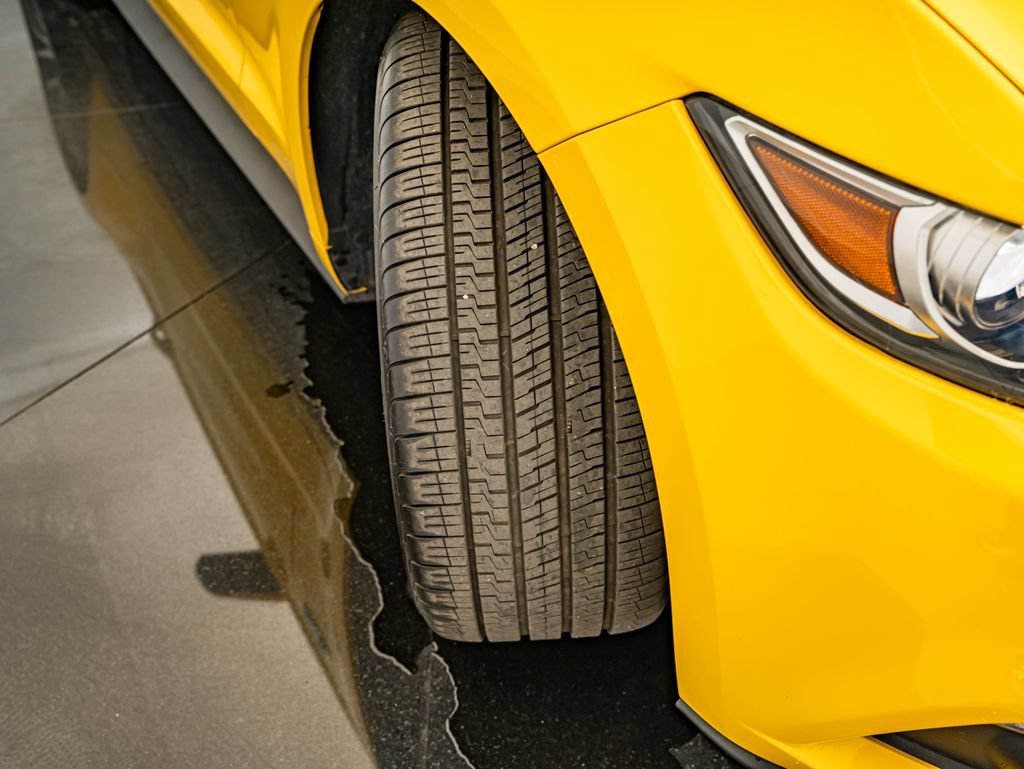 Used 2015 Ford Mustang GT Premium w/ Equipment Group 401A RWD image 44