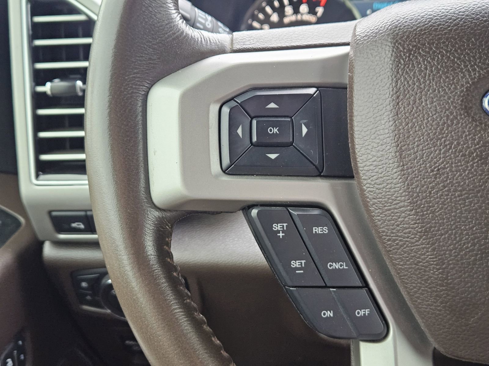 Used 2019 Ford F150 King Ranch image 26