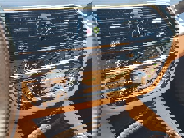 Used 2018 BMW 530i xDrive w/ Premium Package image 28