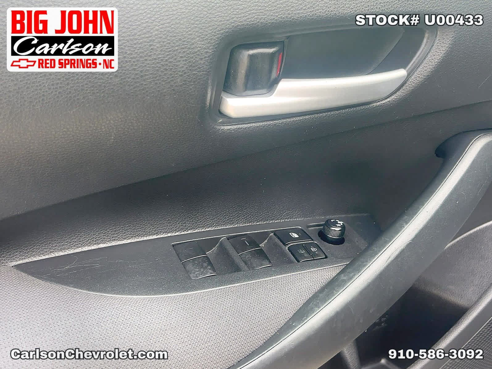 Used 2020 Toyota Corolla LE FWD image 31
