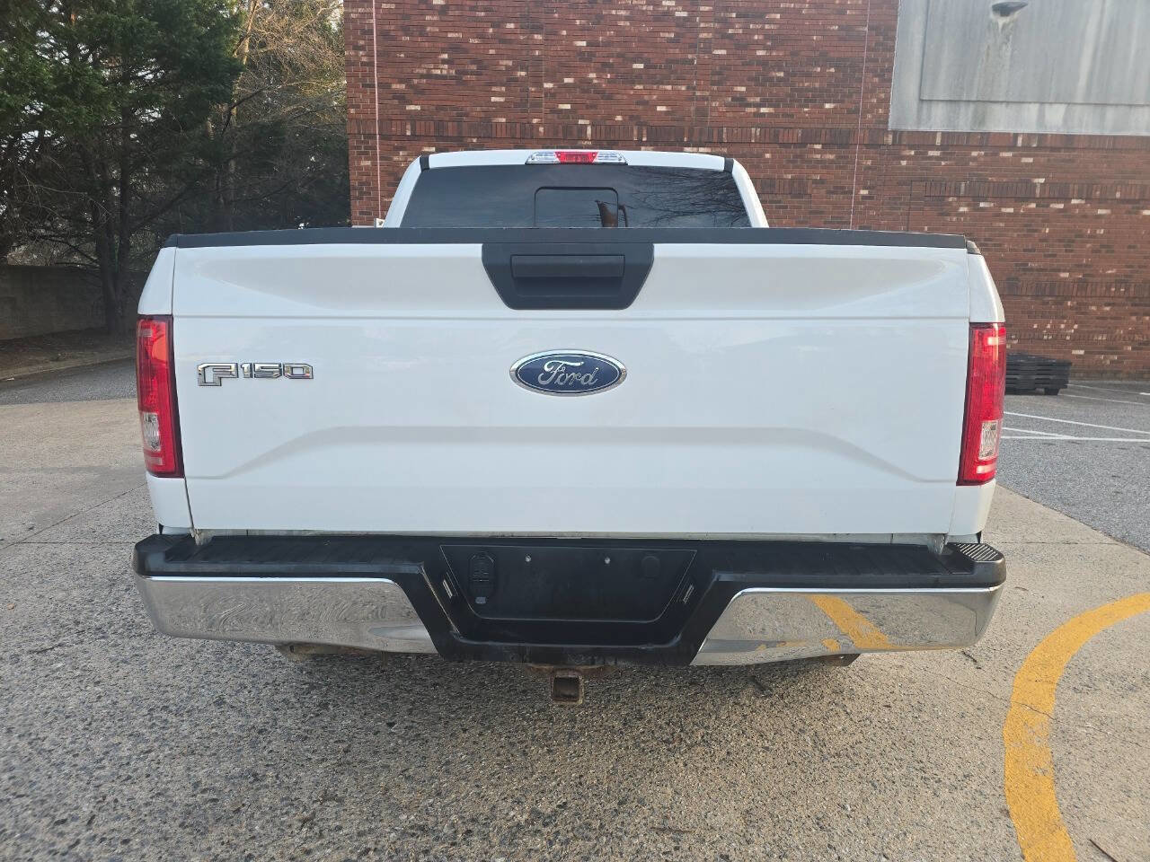 Used 2016 Ford F150 XL w/ Equipment Group 101A Mid image 4