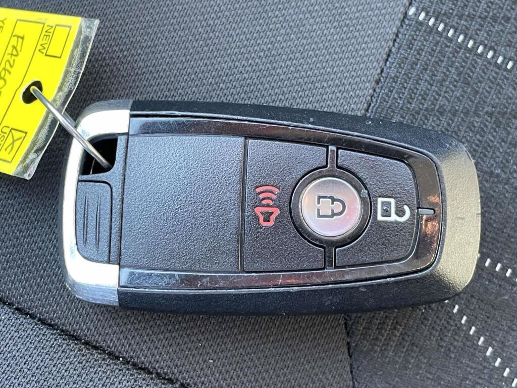 Used 2020 Ford EcoSport SE FWD image 4