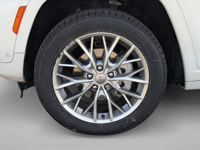 Used 2023 Jeep Grand Cherokee Summit w/ Adv Protech Group IV RWD image 26
