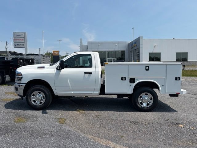 New 2026 RAM 2500 Tradesman w/ Chrome Appearance Group AWD/4WD image 4