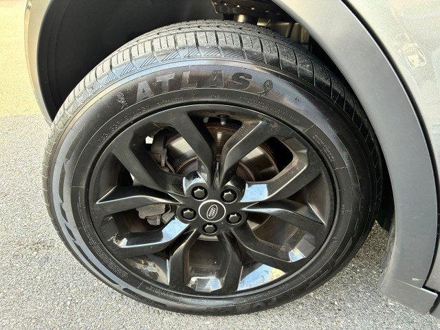 Used 2015 Land Rover Discovery Sport HSE AWD/4WD image 22