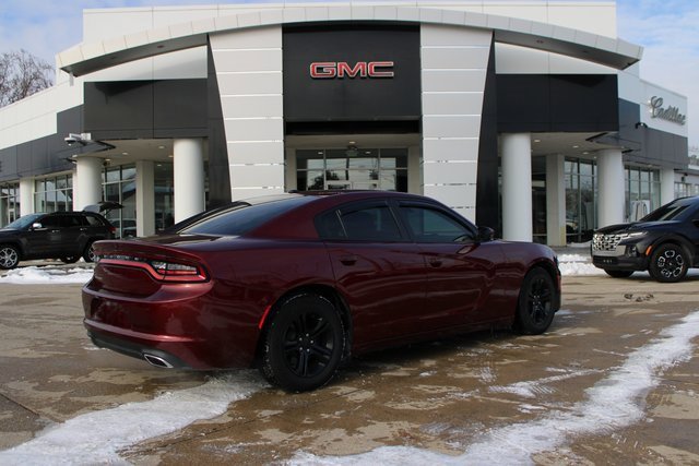 Used 2021 Dodge Charger SXT w/ Leather Interior Group image 6