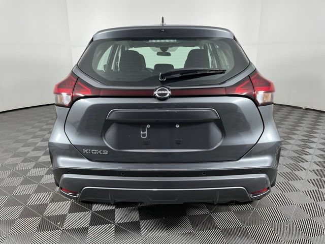 Certified 2025 Nissan Kicks Play S FWD image 10