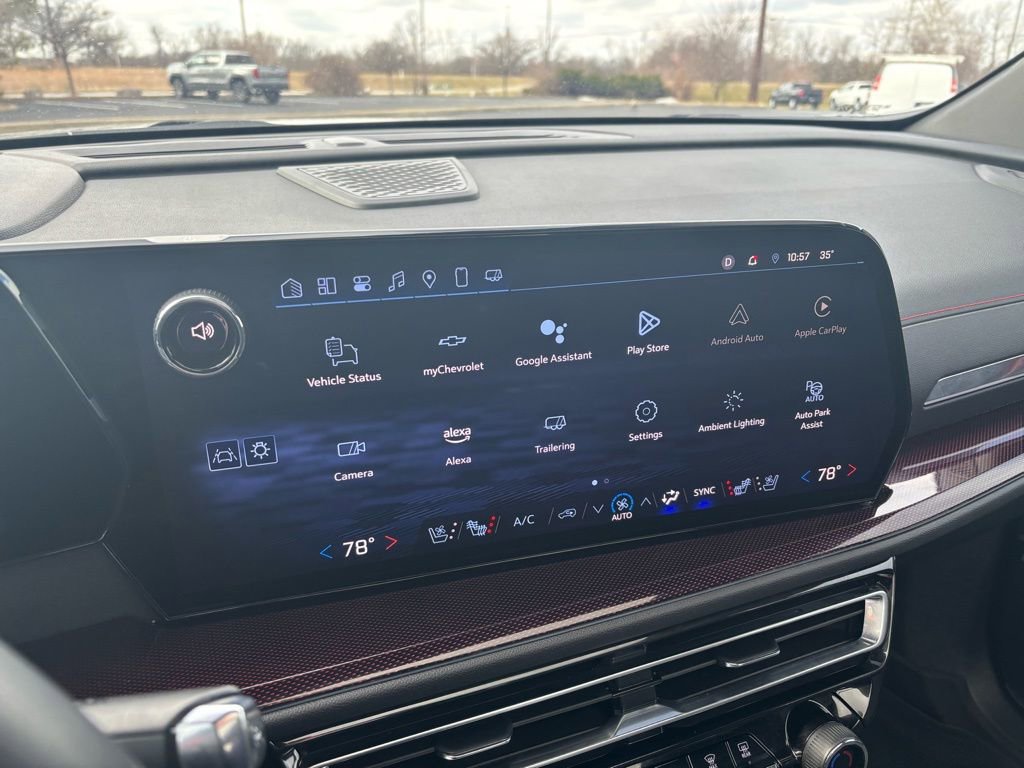 Used 2024 Chevrolet Traverse RS w/ LPO, Floor Liner Package image 37