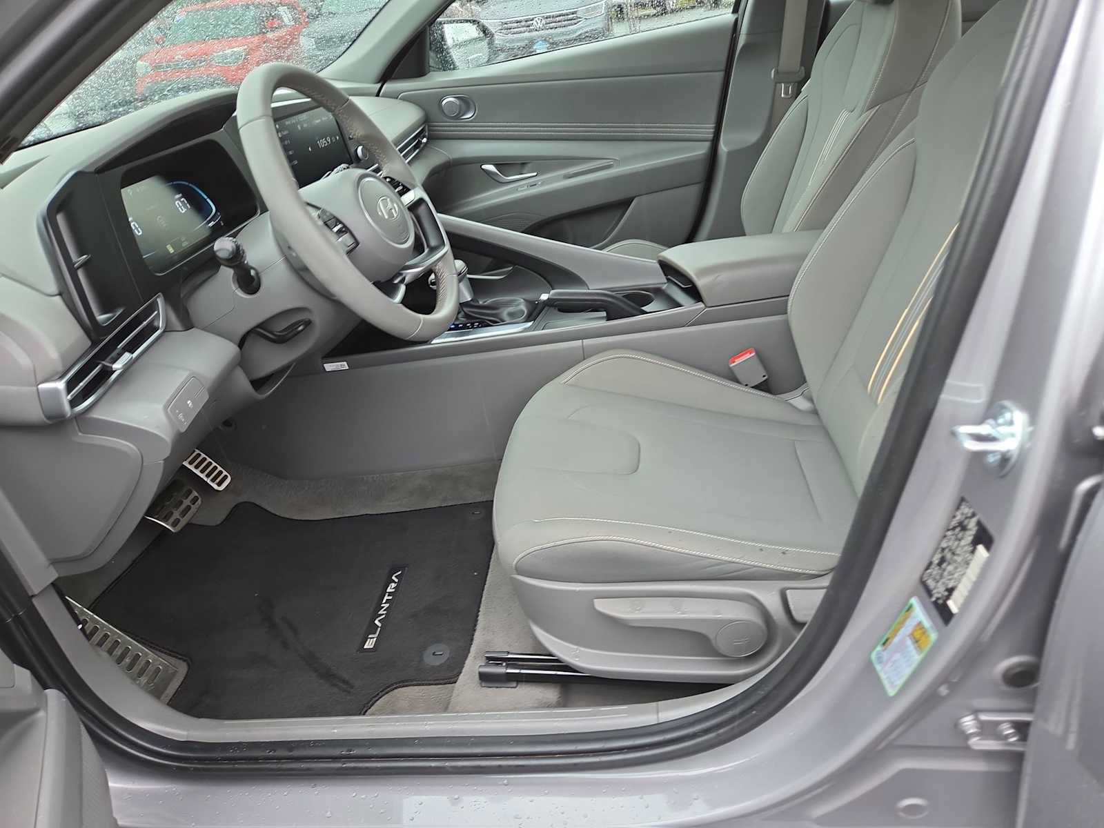 Used 2026 Hyundai Elantra Sport FWD image 19