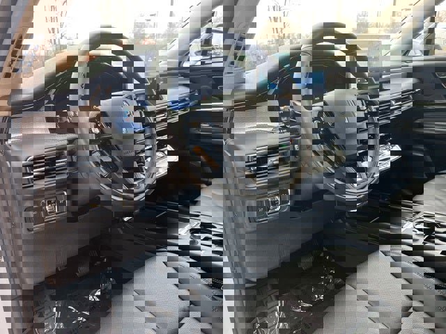 Used 2025 Lincoln Corsair Reserve w/ Towing Package image 26