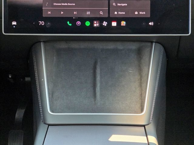 Used 2026 Tesla Model Y AWD image 21