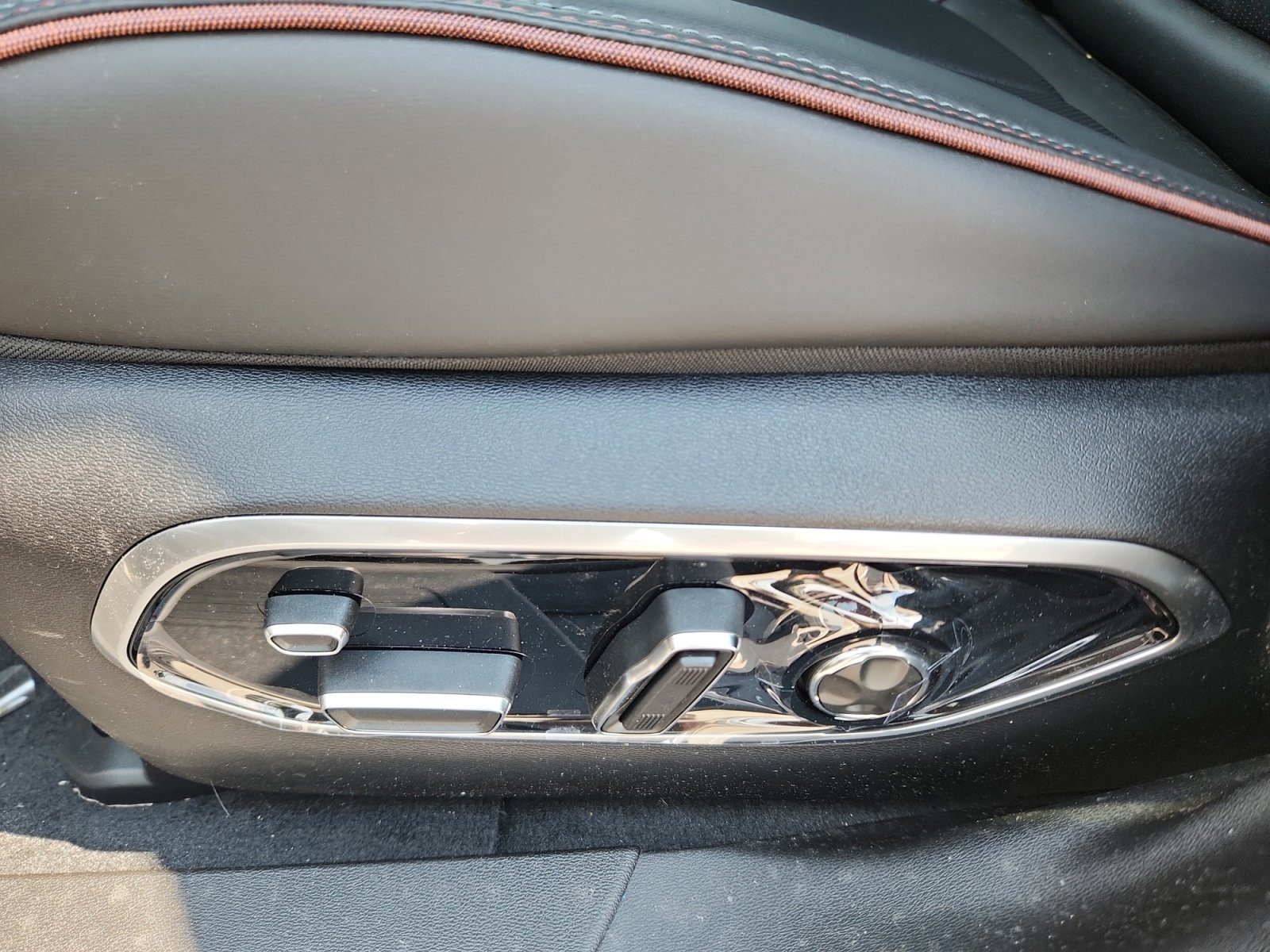 New 2025 Jeep Wagoneer S Launch Edition image 15