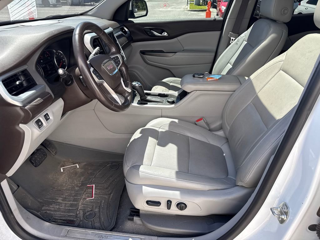 Used 2019 GMC Acadia SLT FWD image 10