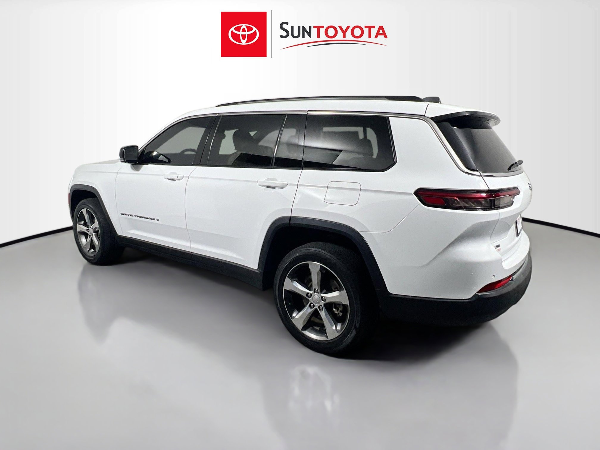 Used 2021 Jeep Grand Cherokee L Limited RWD image 6