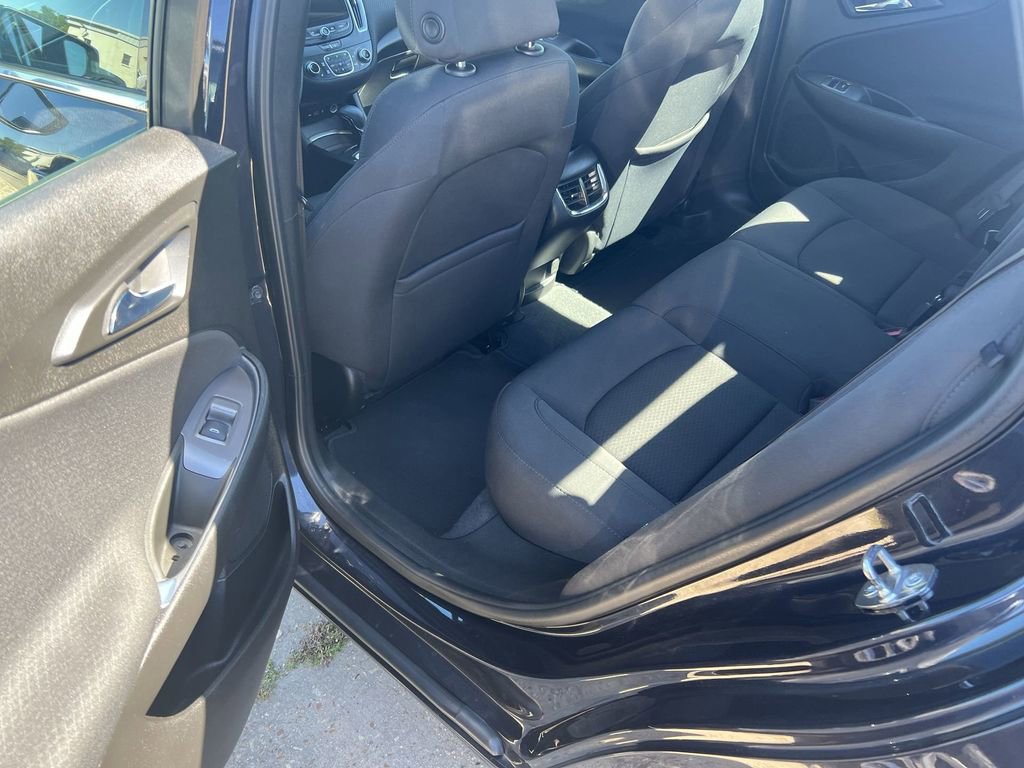 Used 2022 Chevrolet Malibu LT image 21