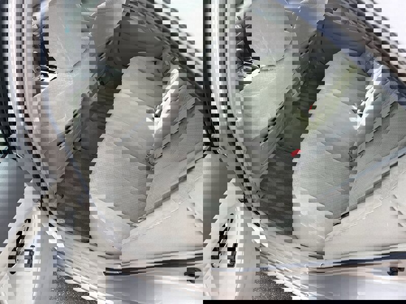 Used 2009 Toyota Camry LE FWD image 18