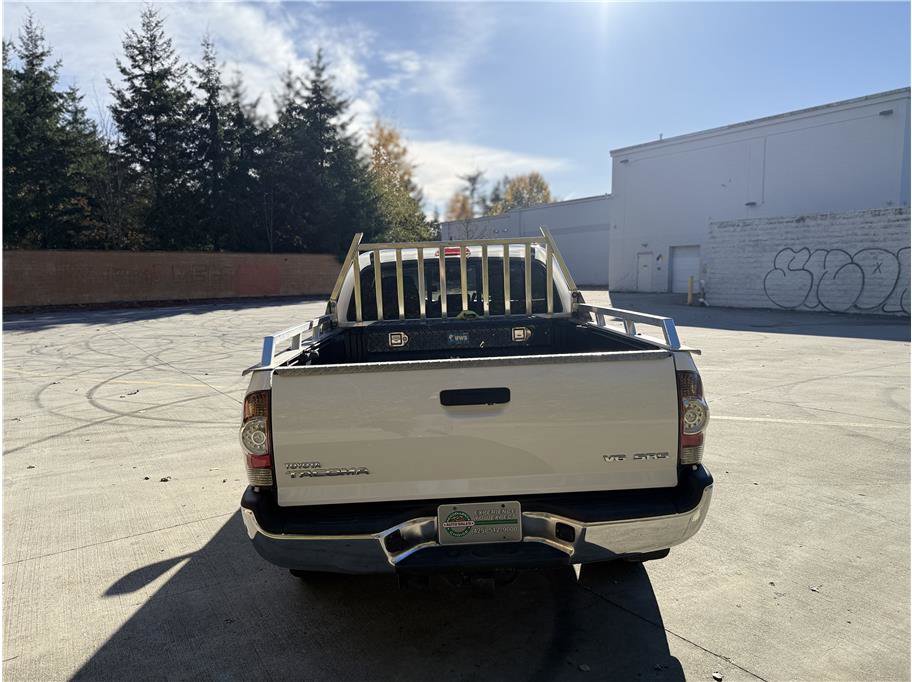 Used 2015 Toyota Tacoma 4x4 Double Cab image 4