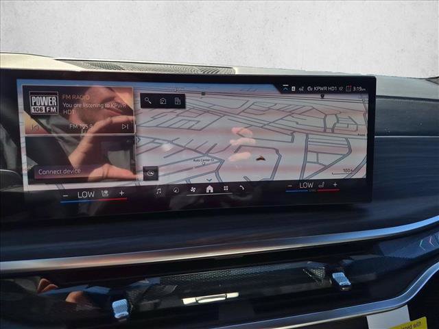 New 2027 BMW X7 xDrive40i w/ M Sport Package AWD/4WD image 13