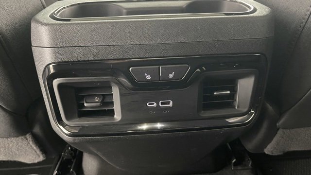 Used 2022 GMC Sierra 1500 AT4 w/ Technology Package image 46