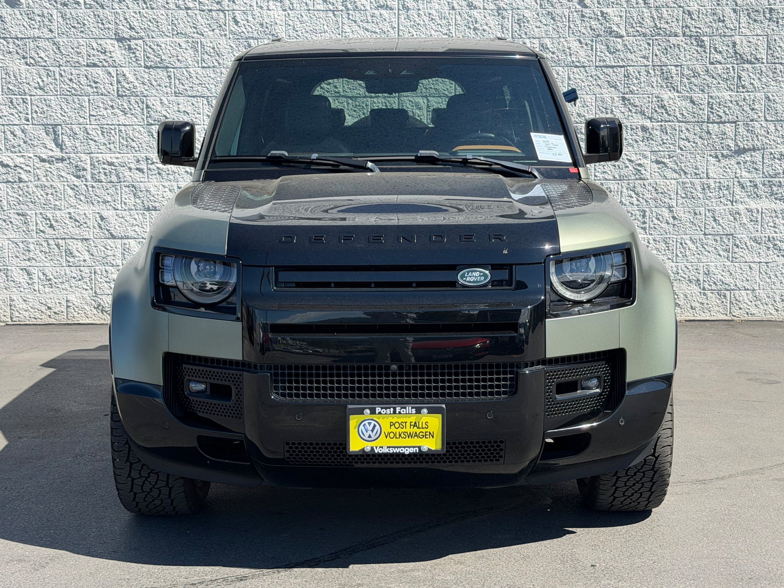 Used 2022 Land Rover Defender 90 X AWD/4WD image 2