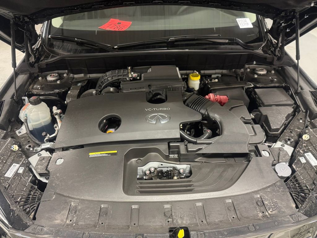 New 2025 INFINITI QX50 Luxe image 32