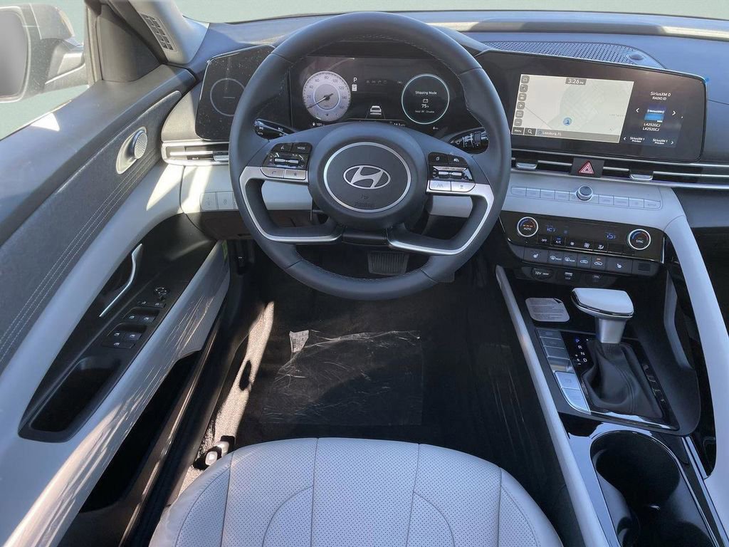 New 2026 Hyundai Elantra Limited image 18