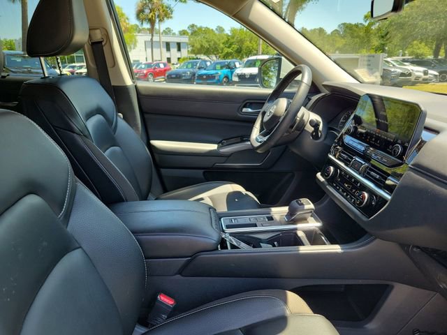 Used 2024 Nissan Pathfinder SL w/ Cargo Package FWD image 35