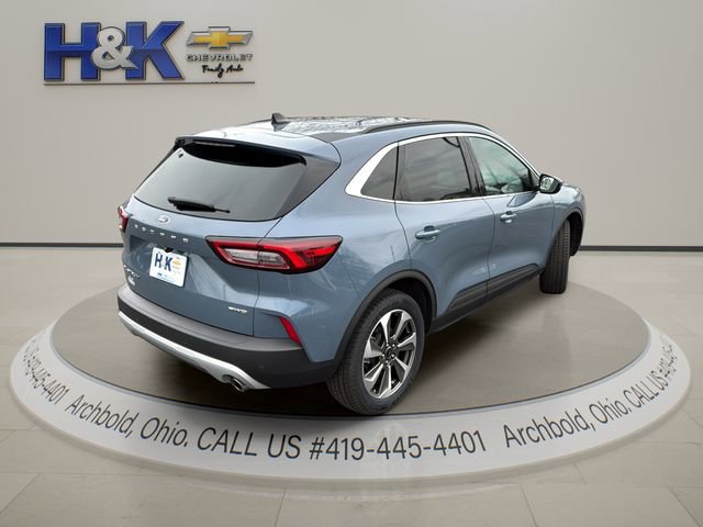 Used 2025 Ford Escape Platinum AWD/4WD image 10