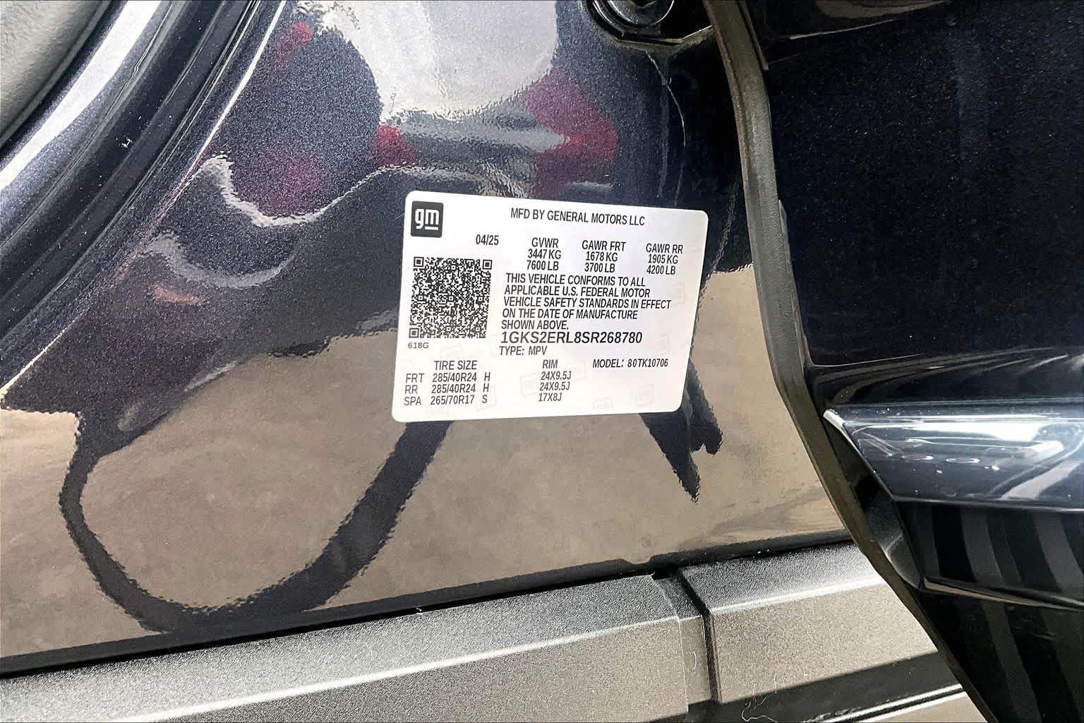 Used 2025 GMC Yukon Denali Ultimate w/ LPO, Floor Liner Package AWD/4WD image 37