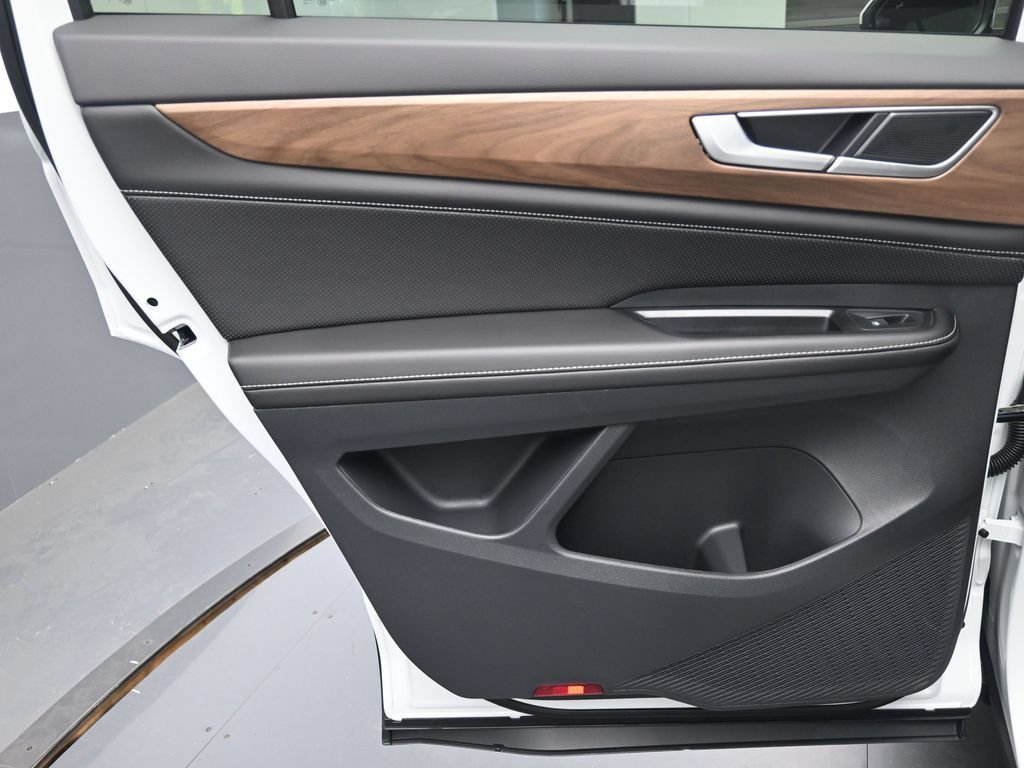 New 2026 Volkswagen Atlas SE FWD image 22