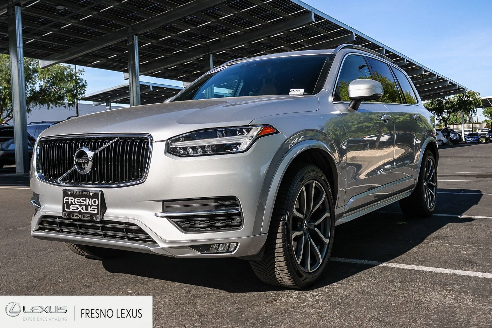 Used 2019 Volvo XC90 T6 Momentum AWD/4WD image 3