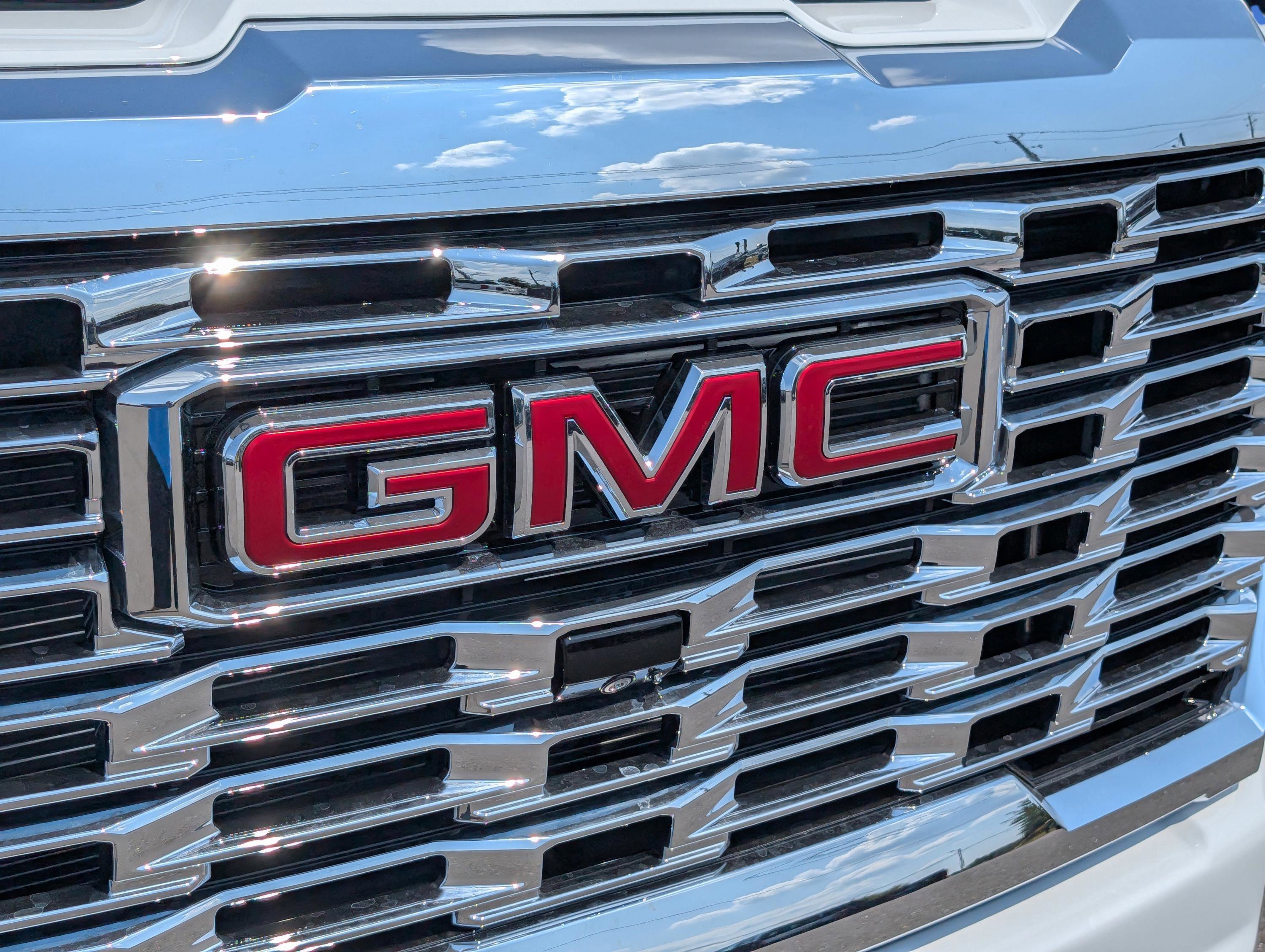 New 2026 GMC Sierra 3500 Denali w/ Technology Package image 5