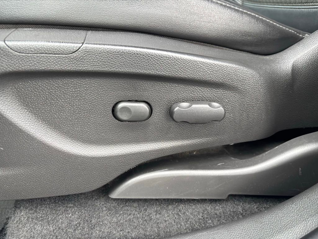 Used 2019 Buick Encore Preferred image 16